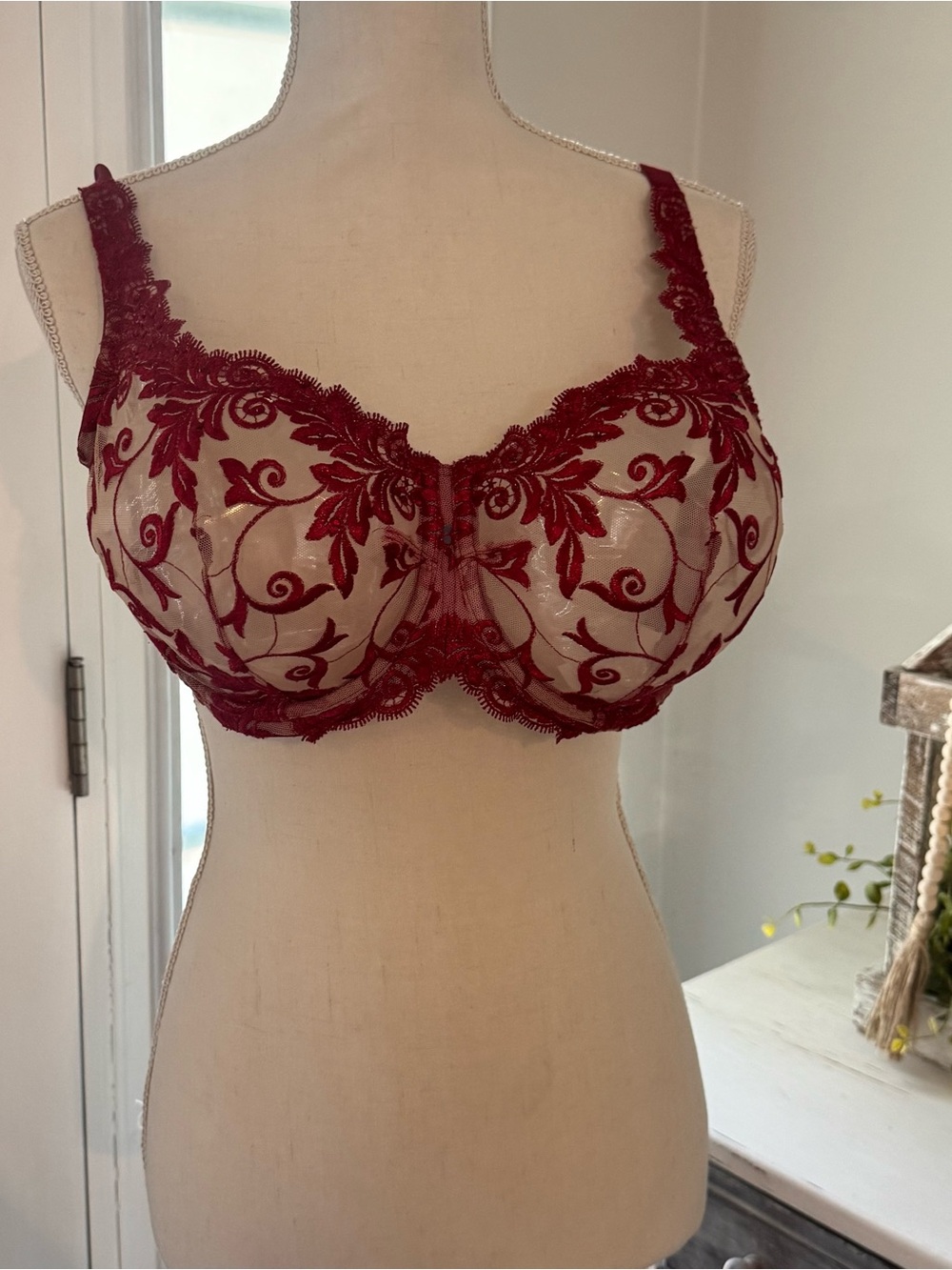Soma Sensuous Lace Unlined Bra Size 42C